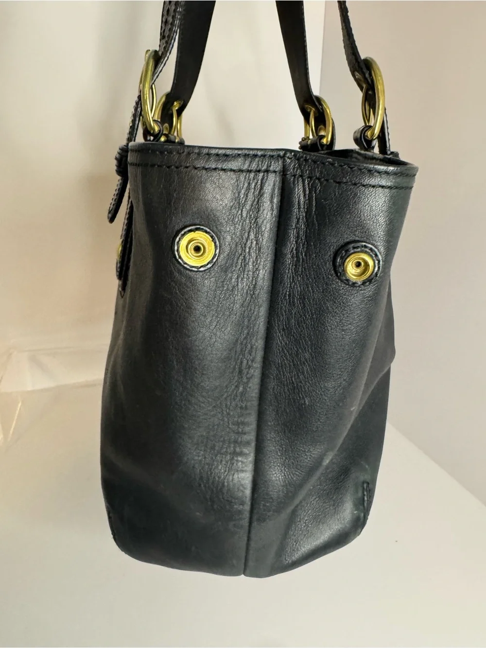 #354 Coach Soho Black Leather Satchel Shoulder Tote Bag